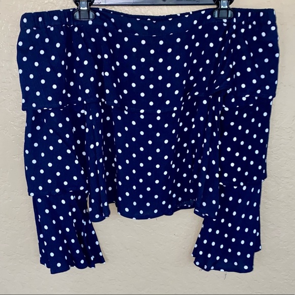 π Off shoulder polka dot top - Picture 2 of 7